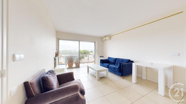 Appartement T3 à vendre - 3 pièces - 87.1 m2 - ANGLET - 64 - AQUITAINE - Century 21 Indarra