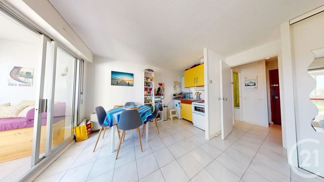 Appartement T1 à vendre - 1 pièce - 25.56 m2 - ANGLET - 64 - AQUITAINE - Century 21 Indarra